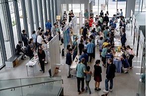 未来を担う子供たちに当社の取り組みを紹介