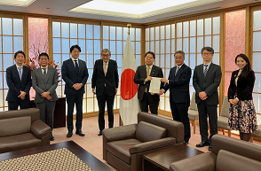 「グローバルヘルス」を次の開発協⼒⼤綱の⼤きな柱と位置付けることを要望