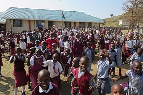 世界に蔓延する住血吸虫症 ～ハチドリのひとしずく～
長崎大学熱帯医学研究所　濱野教授からの現地レポート
